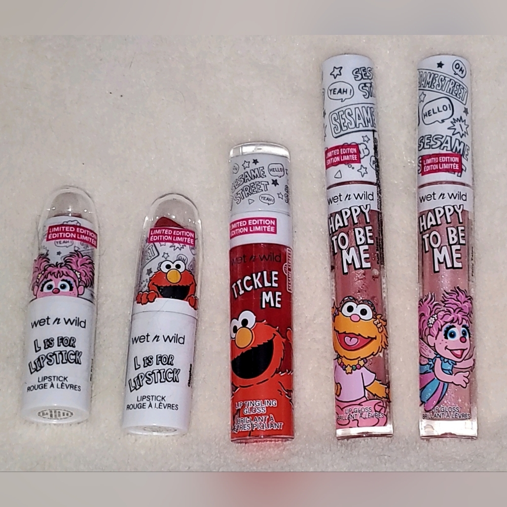 NEW - Bundle of 5 Wet n Wild × Sesame Street Lip Products Muppets Elmo Zoe